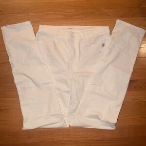 Old Navy Straight Leg White Pant NWT Size 8 Tall Women's #preppy #summer
